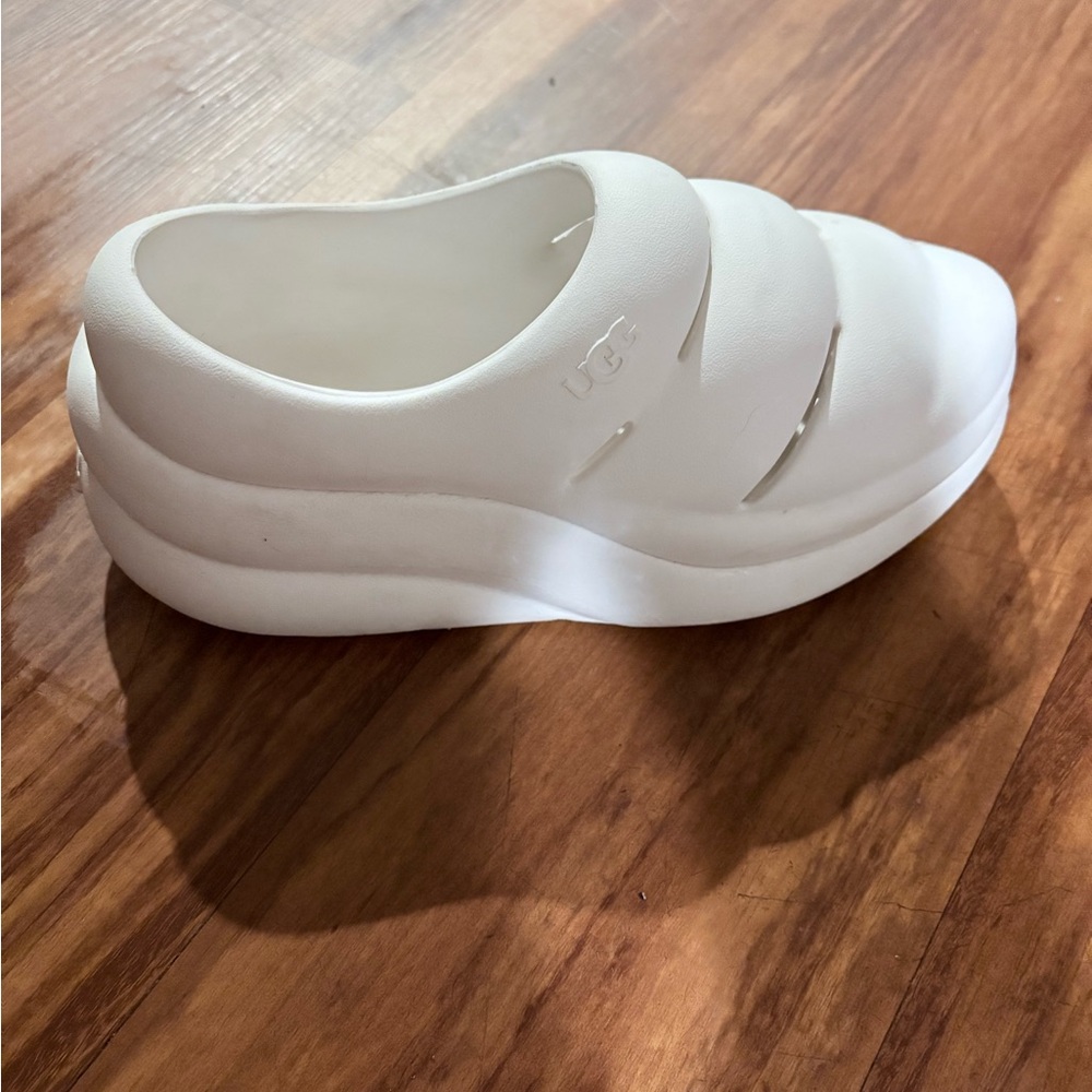 UGG White Slippers Cozy Comfort